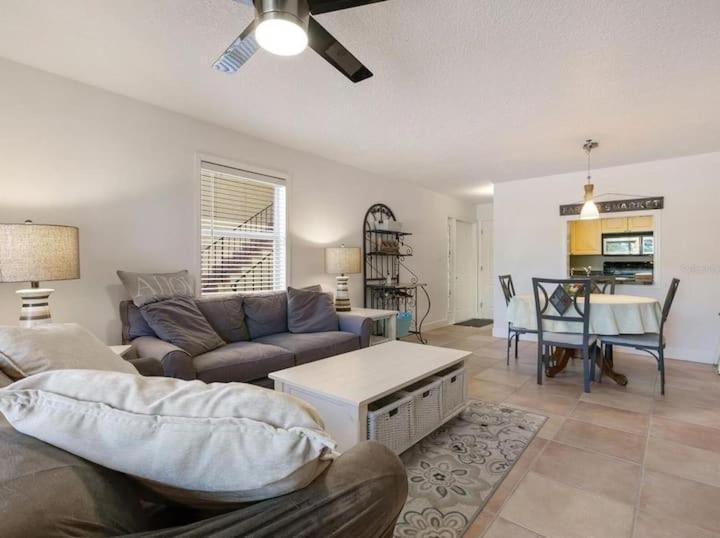 2Bed/2Bath Condo Next To Siesta Key ~A Hidden Gem Sarasota Ngoại thất bức ảnh